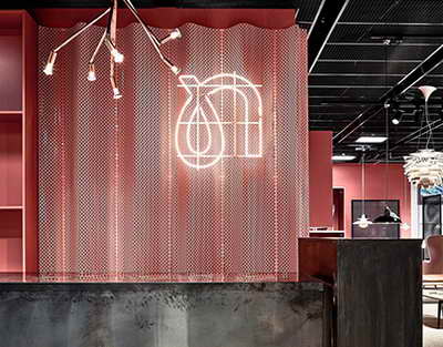 АҚШ Иран мұнайына салынған тыйымды уақытша алып тастады